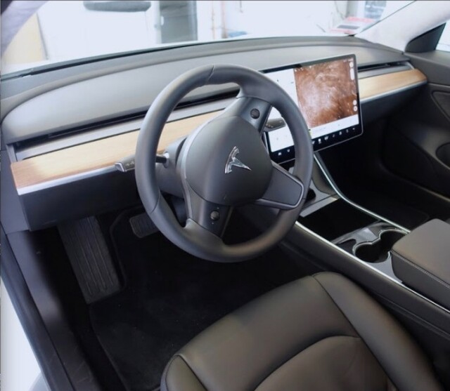 Tesla Model S 22-Jun-2012 die CHANCE 1004715