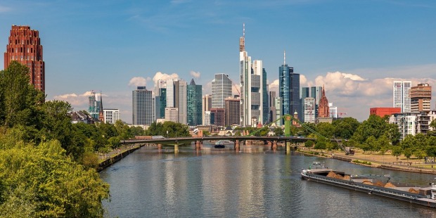 Aktien Frankfurt Schluss: Dax mit drittem Wochenminus - Sorgen um Nahost steigen