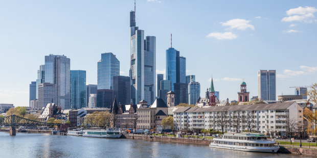 Aktien Frankfurt Eröffnung: Dax springt auf Rekord über 18 700 Punkte